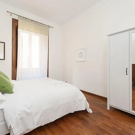 Apartment Friendly Atelier *