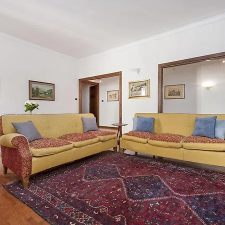 Apartment Friendly Atelier